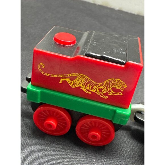 Thomas & Friends Yongbao Train Engine & Tender By Mattel - Picture 2 of 6
